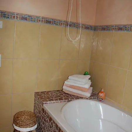 Apartment Ferienwohnung-malanders Andernach